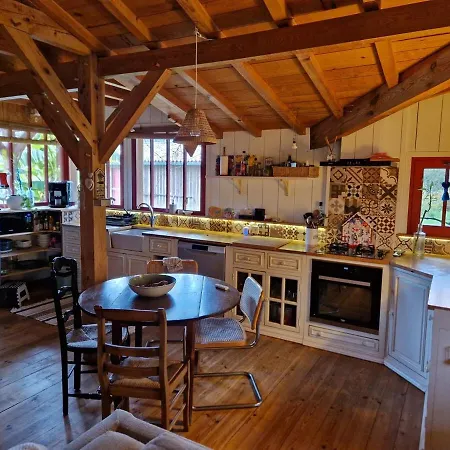 Wooden House Σπίτι διακοπών *